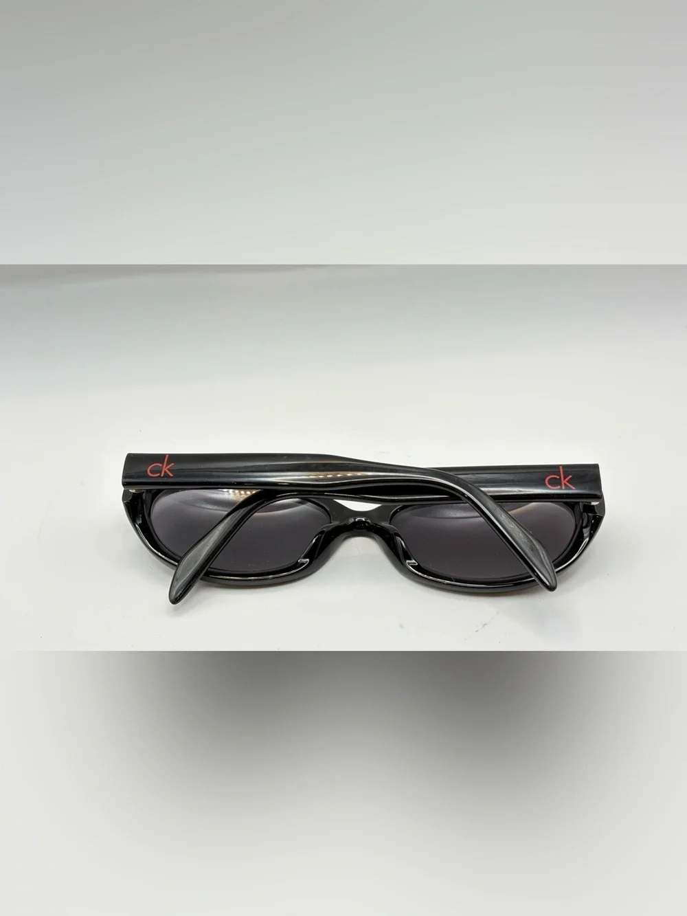Calvin Klein listing pair